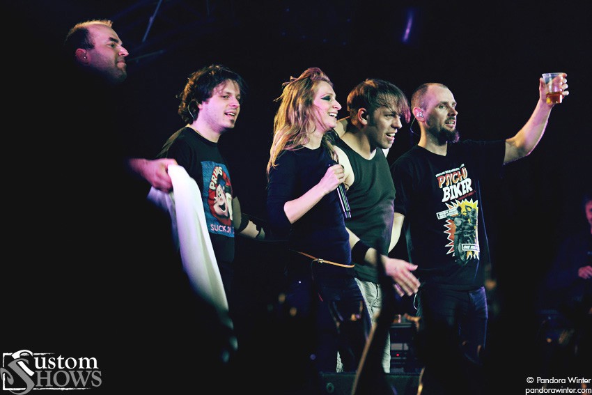 GUANO APES @ Альта Экспо, Киев, 2011-04-19  