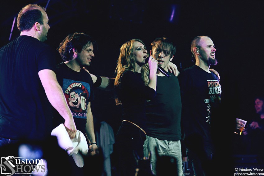 GUANO APES @ Альта Экспо, Киев, 2011-04-19  