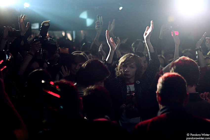 EUGENE HUTZ (GOGOL BORDELLO) @ XLIБ club, Kiev, 2010-12-18  