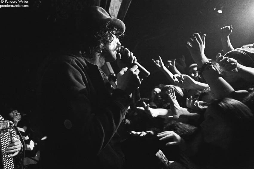 EUGENE HUTZ (GOGOL BORDELLO) @ XLIБ club, Kiev, 2010-12-18  