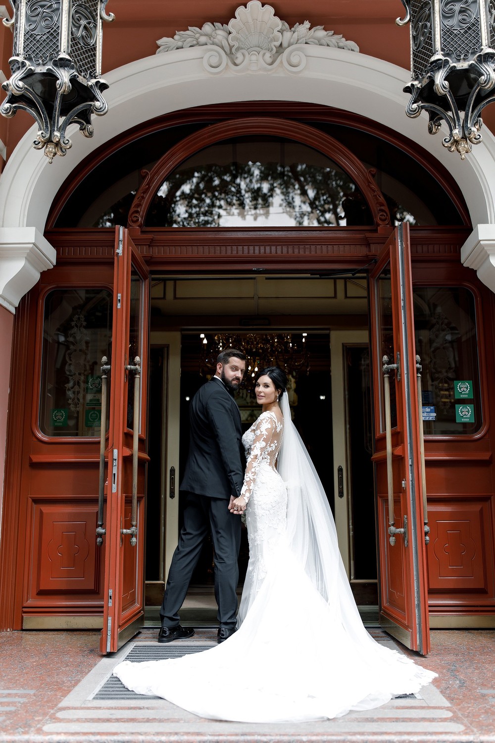 VICTOR&VITALIA