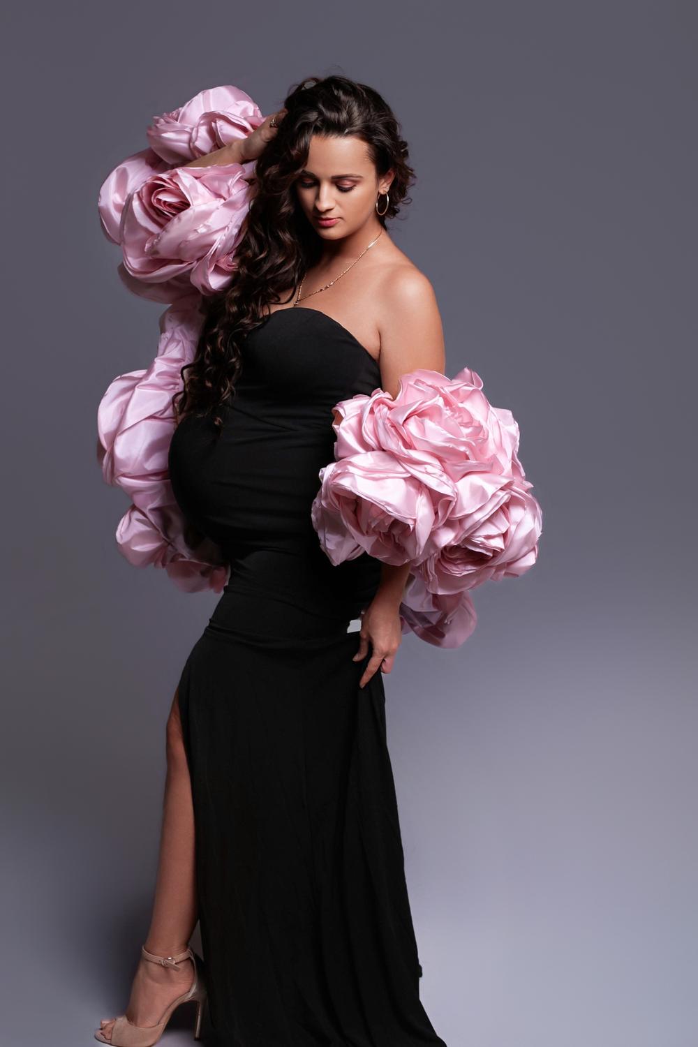 alt="Photographe grossesse Toulouse studio, portrait maternité"