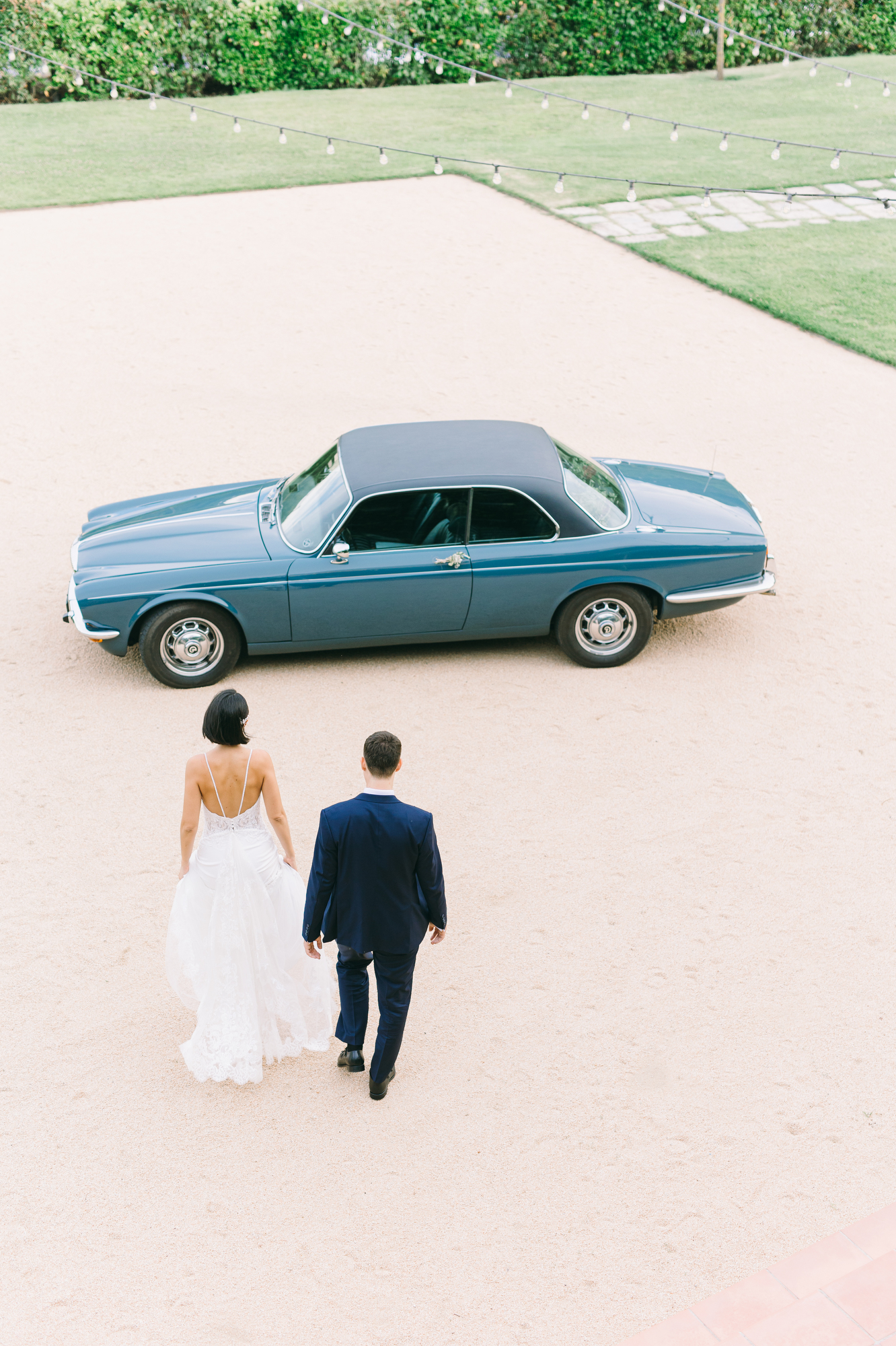 Catalina & Miquel’s romantic outdoor wedding at Masia Can Colomer near Barcelona, surrounded by family, friends, and a timeless Mediterranean atmosphere