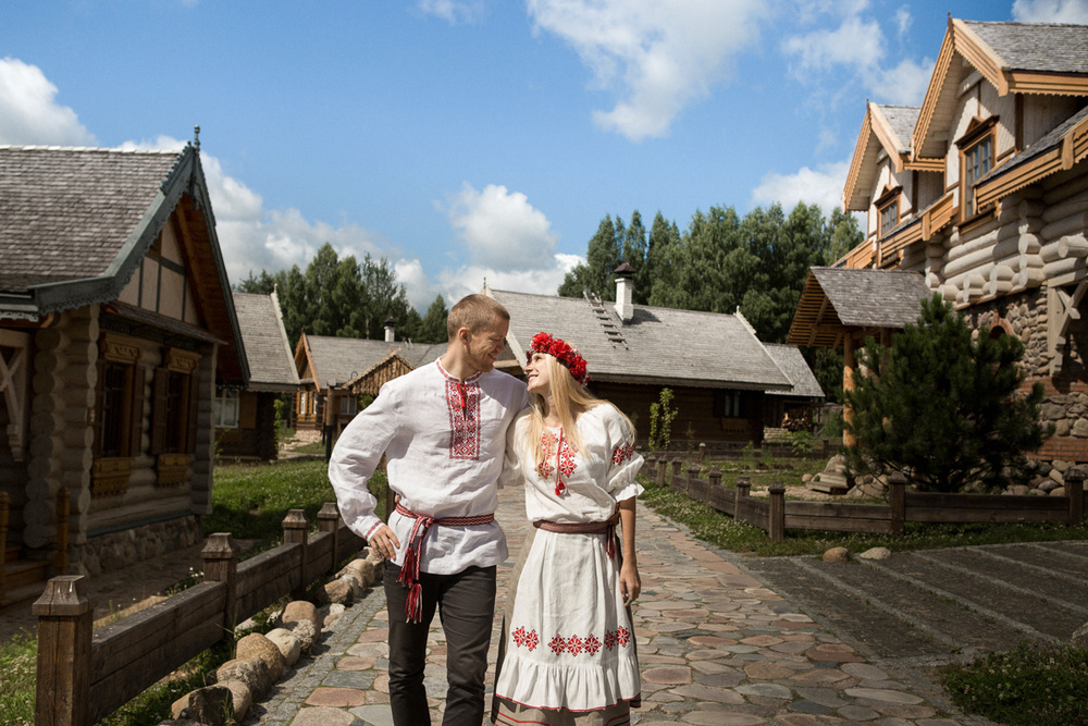 Лучики, синяя Нарочь и родной сердцу белорусский колорит. 