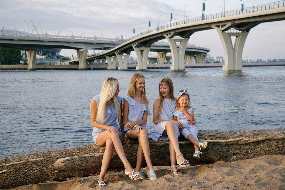 Natasha, Nika, Lera & Alice