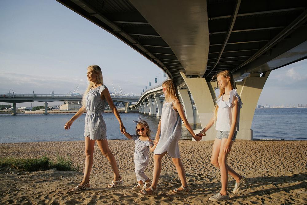 Natasha, Nika, Lera & Alice