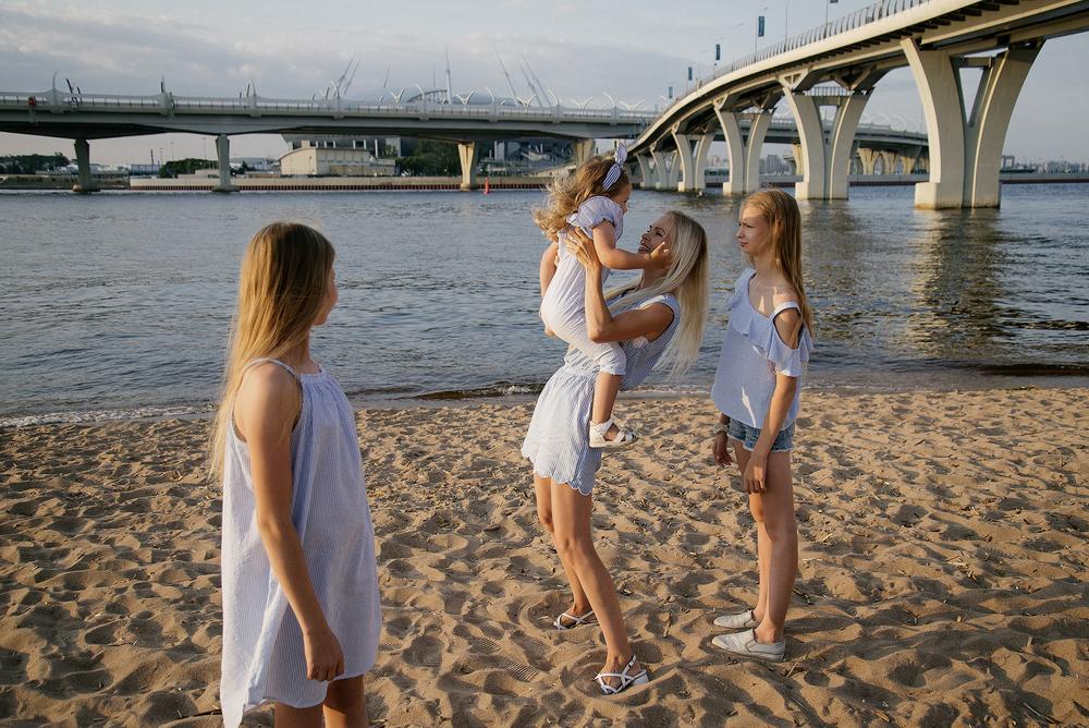 Natasha, Nika, Lera & Alice