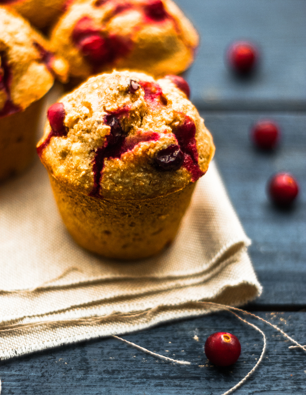 ЗИМНИЕ МАФФИНЫ С КЛЮКВОЙ И КЕДРОВЫМИ ОРЕШКАМИ К ЗАВТРАКУ / WINTER  CRANBERRIES BREAKFAST MUFFINS