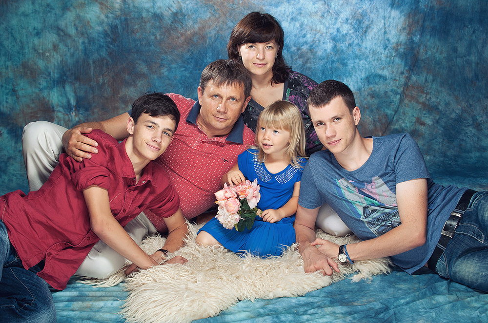 СЕМЕЙНЫЕ ФОТОГРАФИИ В СТУДИИ