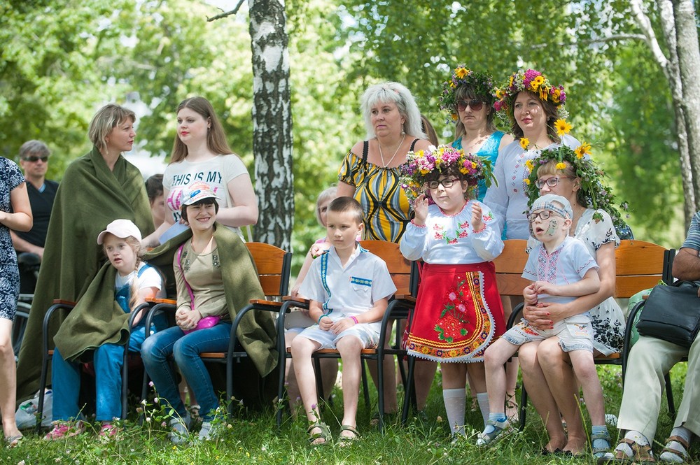 Праздник днём 