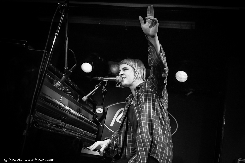 Concert Photos - Tom Odell