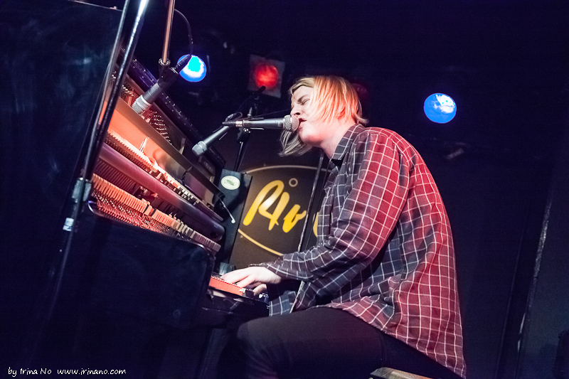 Concert Photos - Tom Odell