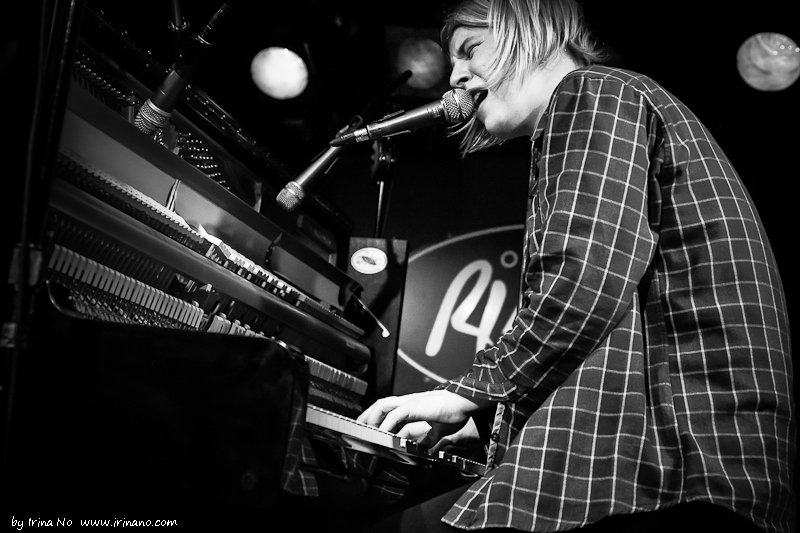 Concert Photos - Tom Odell