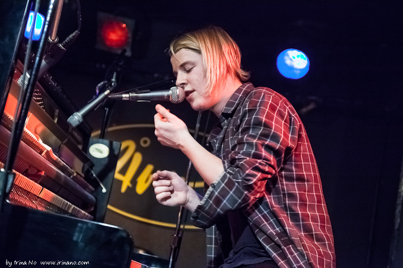 Concert Photos - Tom Odell