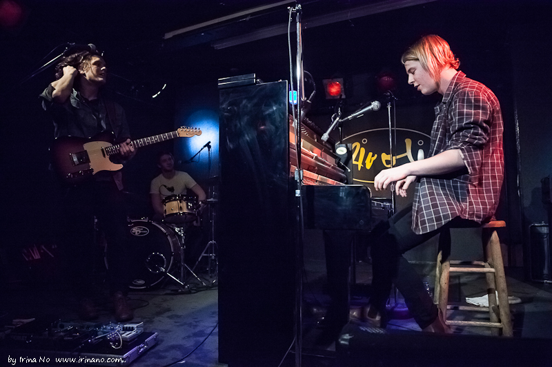 Concert Photos - Tom Odell