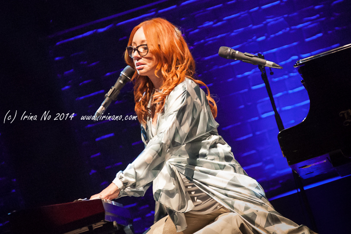 Concert Photos - Tori Amos, Toronto, Massey Hall 8/08/2014