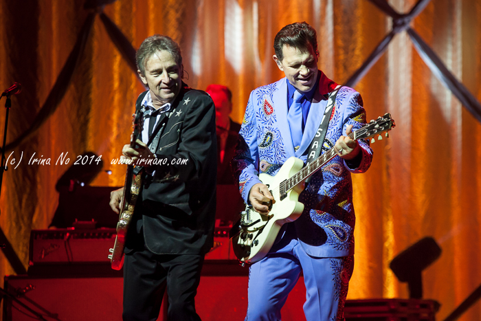 Concert Photos - Chris Isaak