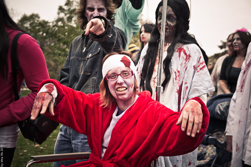 Reportage - Toronto Zombie Walk 2011