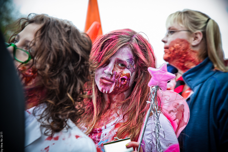 Reportage - Toronto Zombie Walk 2011