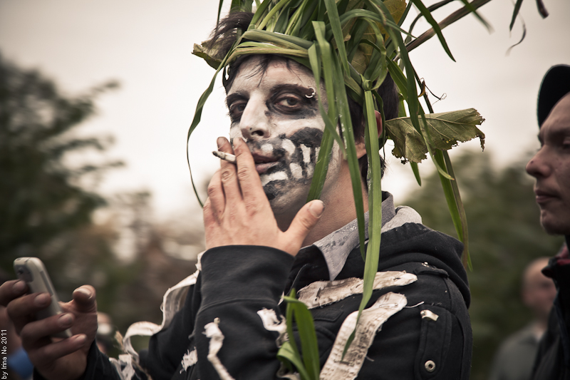 Reportage - Toronto Zombie Walk 2011