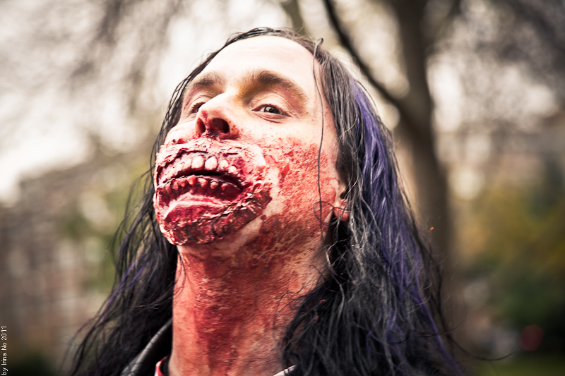 Reportage - Toronto Zombie Walk 2011