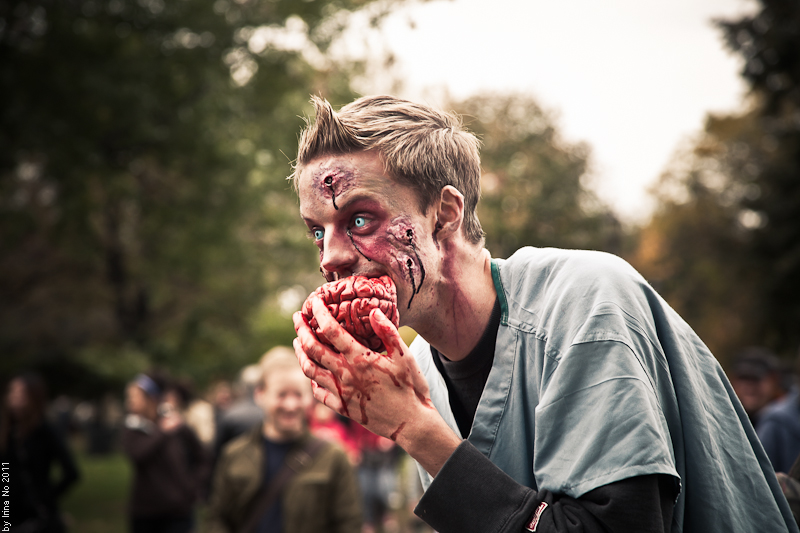 Reportage - Toronto Zombie Walk 2011