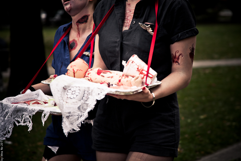 Reportage - Toronto Zombie Walk 2011