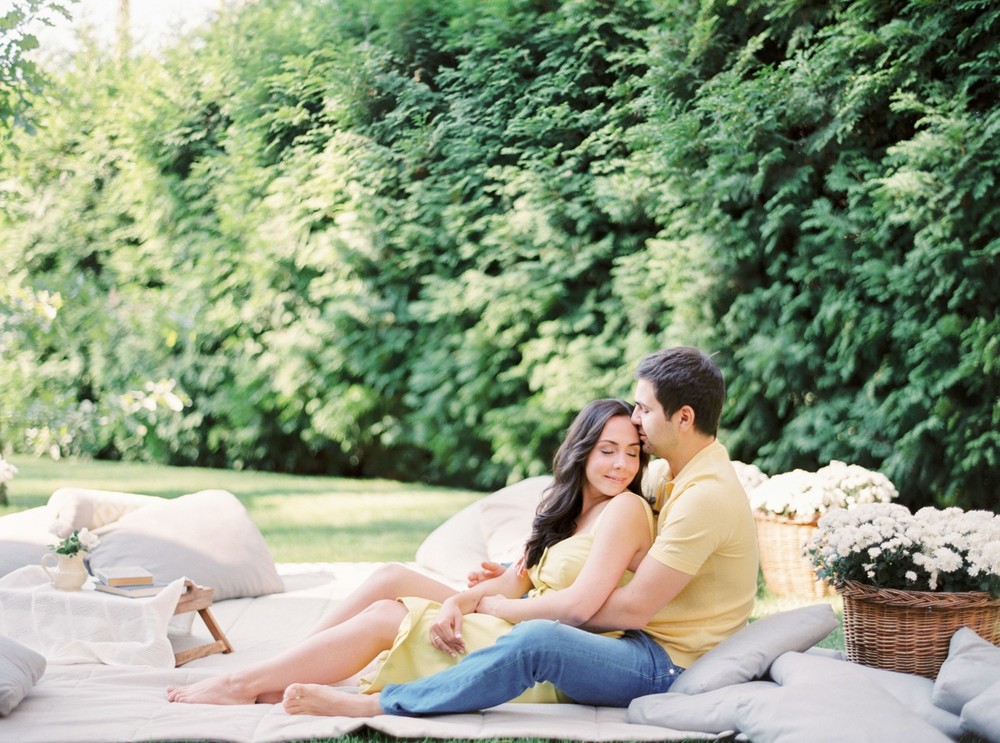 Summer Family session on the backyard