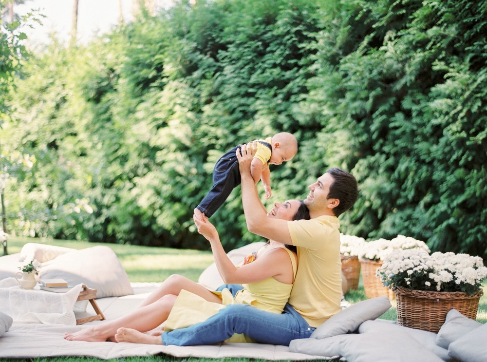 Summer Family session on the backyard