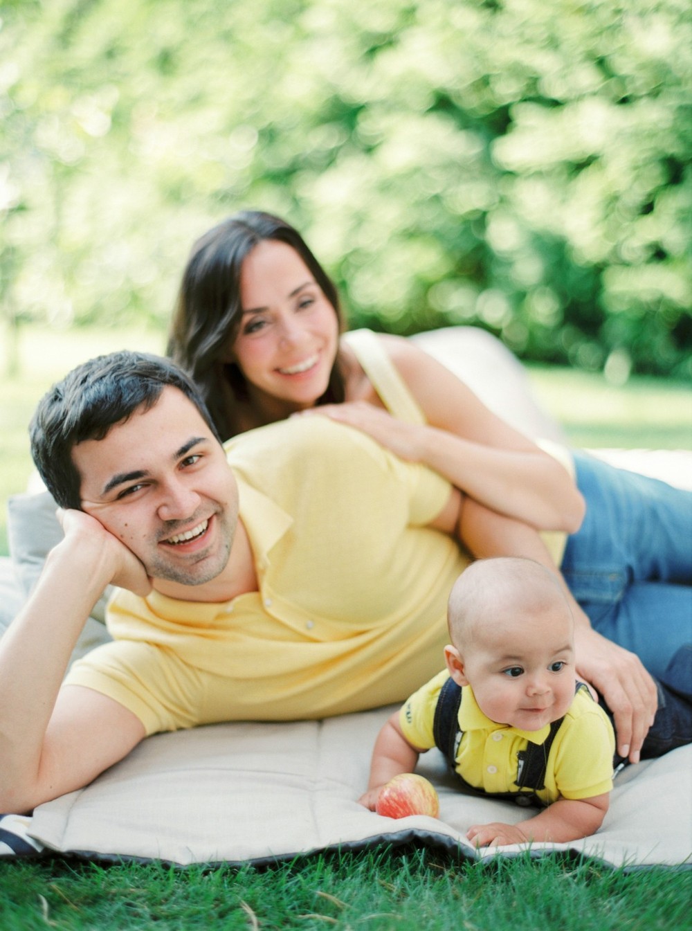 Summer Family session on the backyard