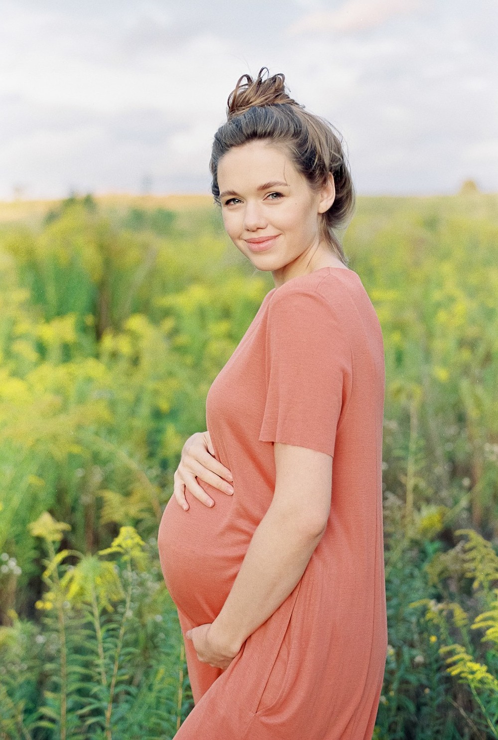 Pregnancy photoshoot with Masha Tim