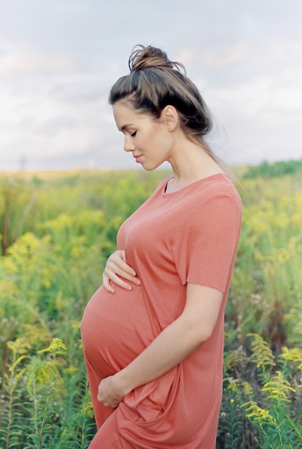 Pregnancy photoshoot with Masha Tim