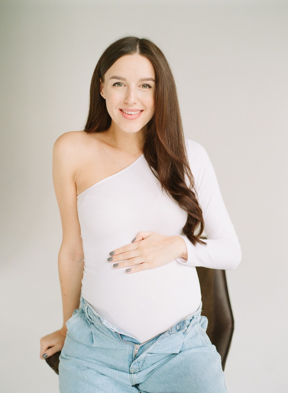 Alina Frendiy pregnancy photoshoot