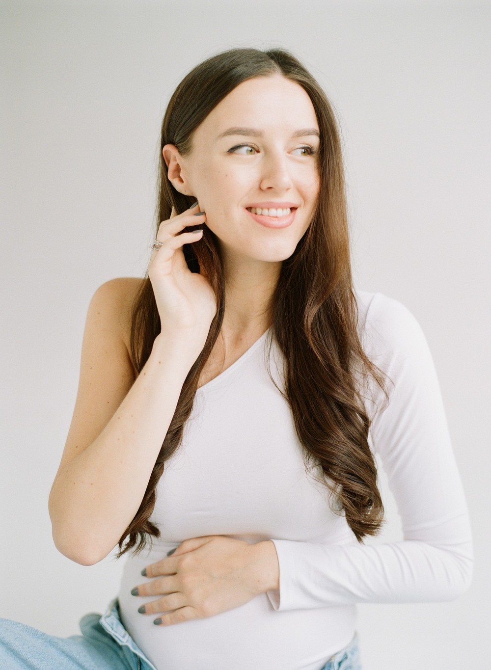 Alina Frendiy pregnancy photoshoot