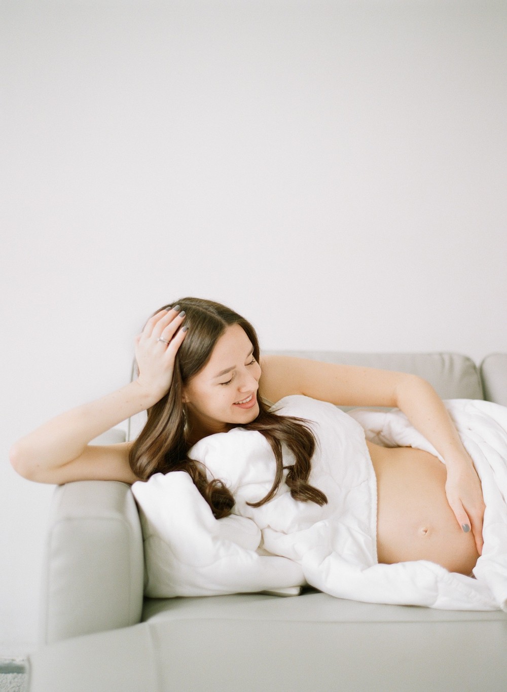 Alina Frendiy pregnancy photoshoot