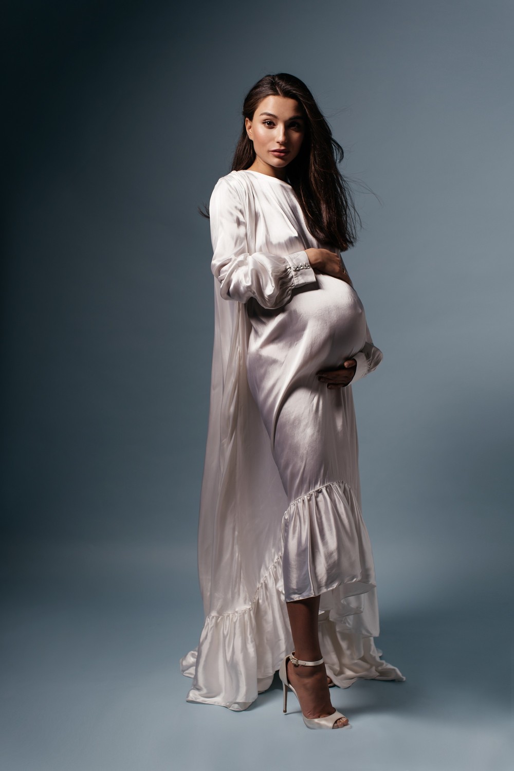 Christina. Fashion pregnancy