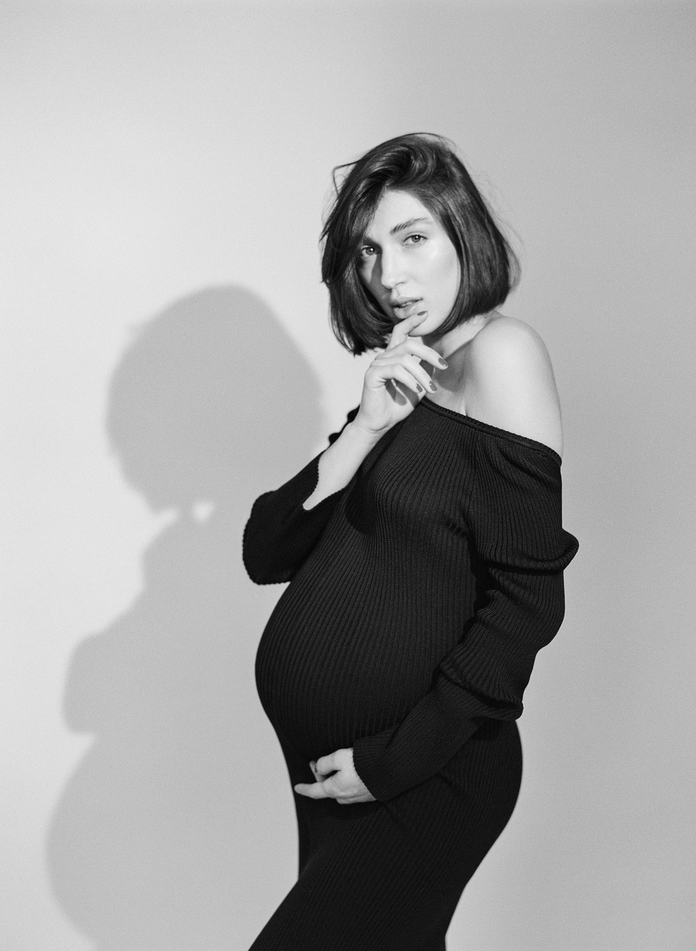 Inna. Studio fashion pregnancy