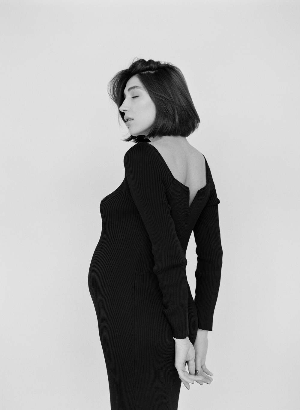 Inna. Studio fashion pregnancy