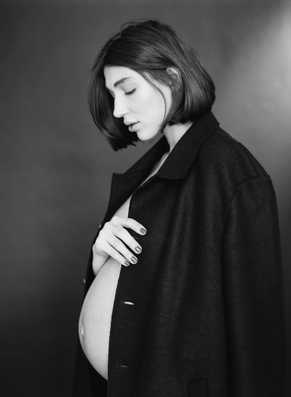 Inna. Studio fashion pregnancy