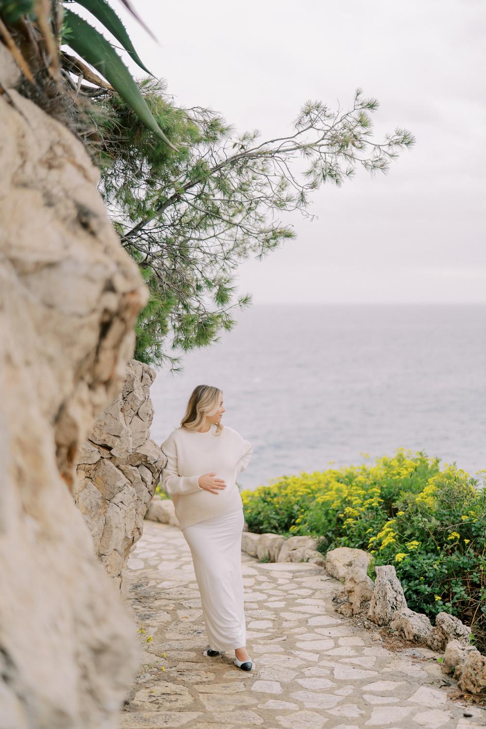 Cap-Ferrat Maternity photoshoot