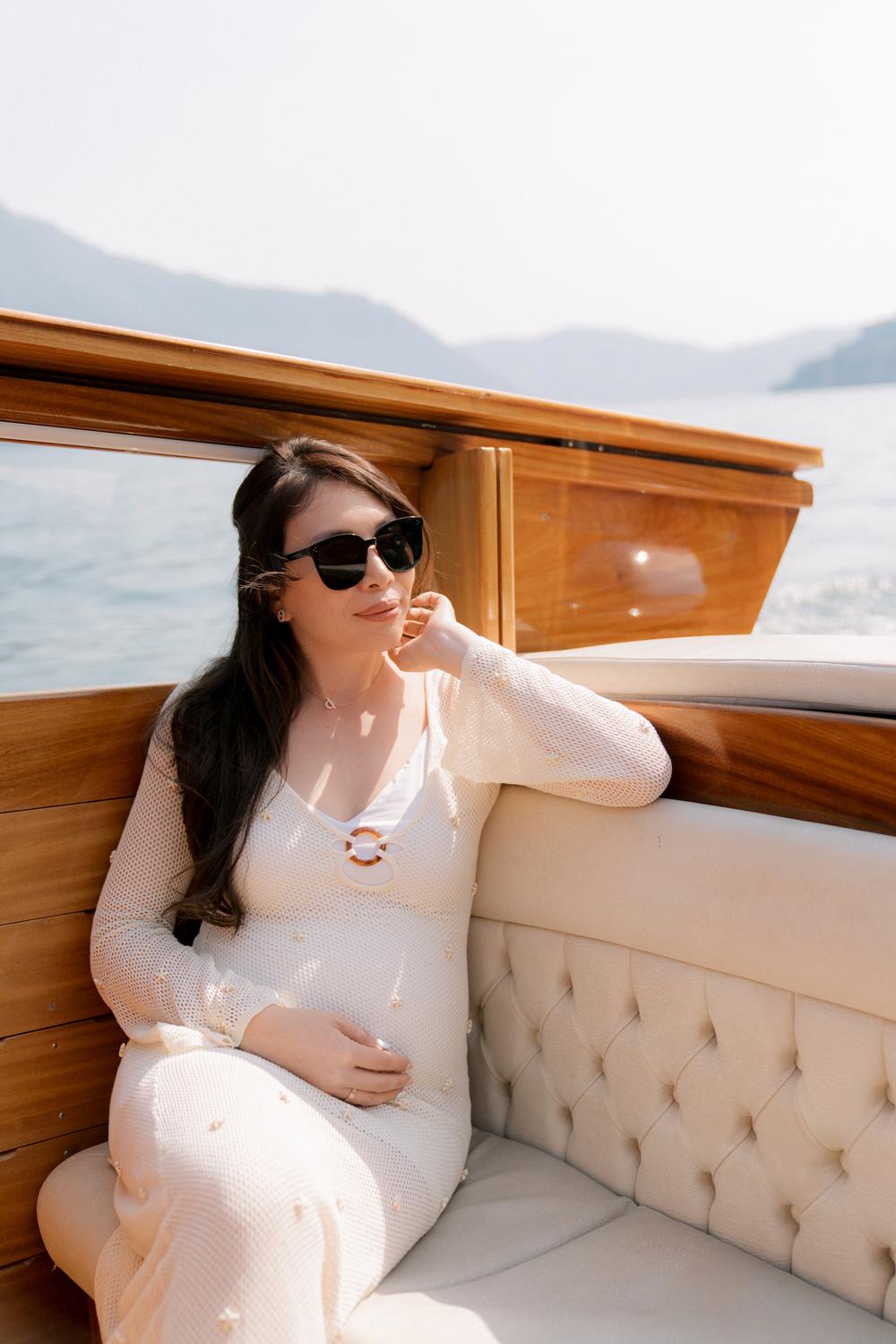 Pregnancy and Family photoshoot on Lake Como