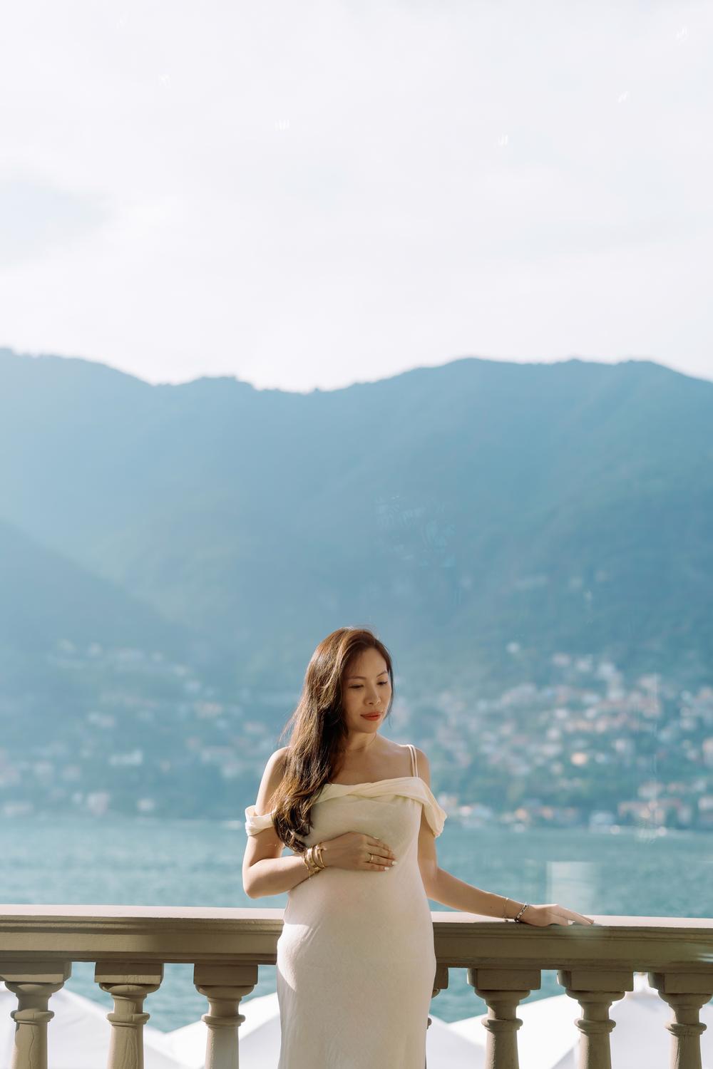 Pregnancy and Family photoshoot on Lake Como