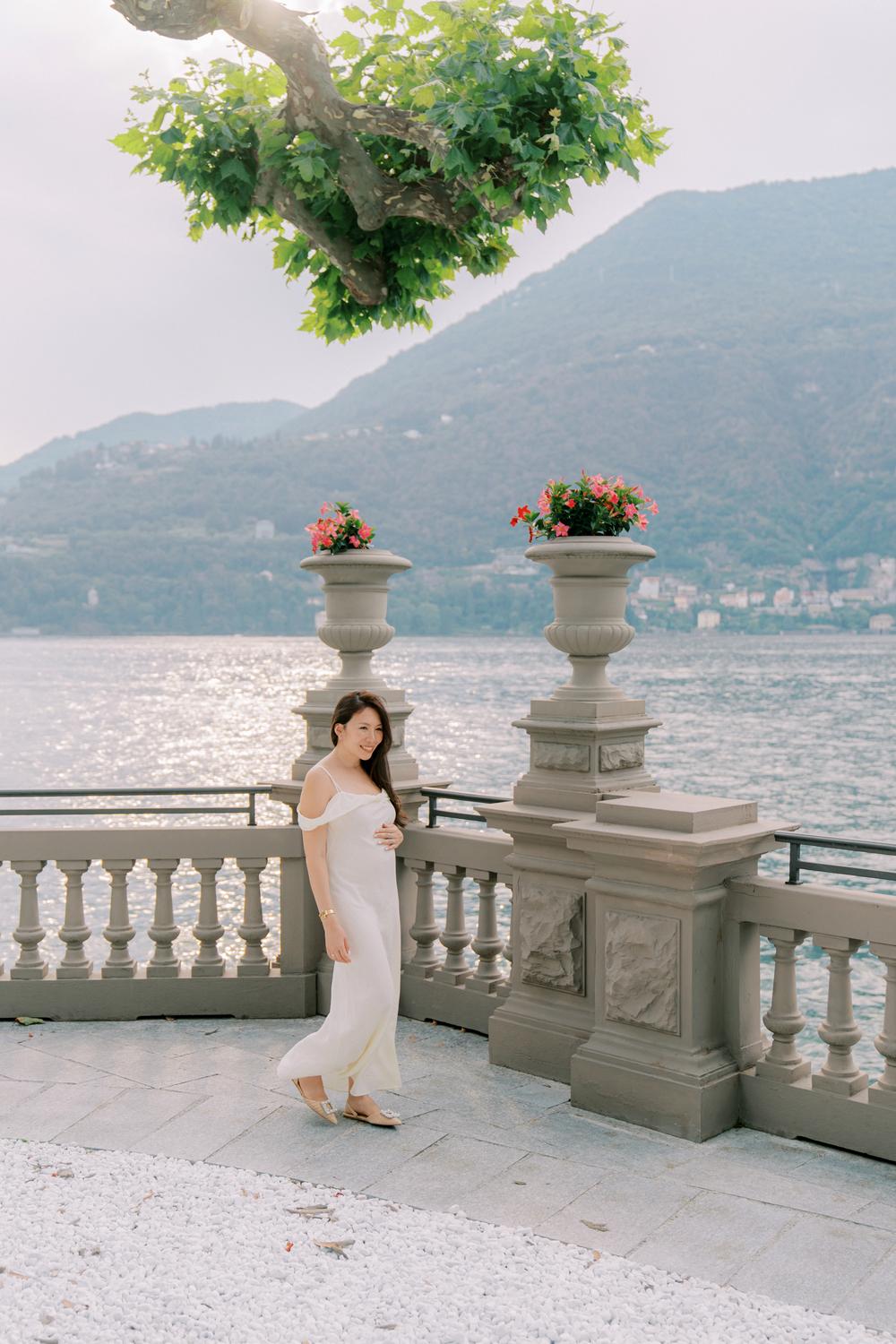 Pregnancy and Family photoshoot on Lake Como