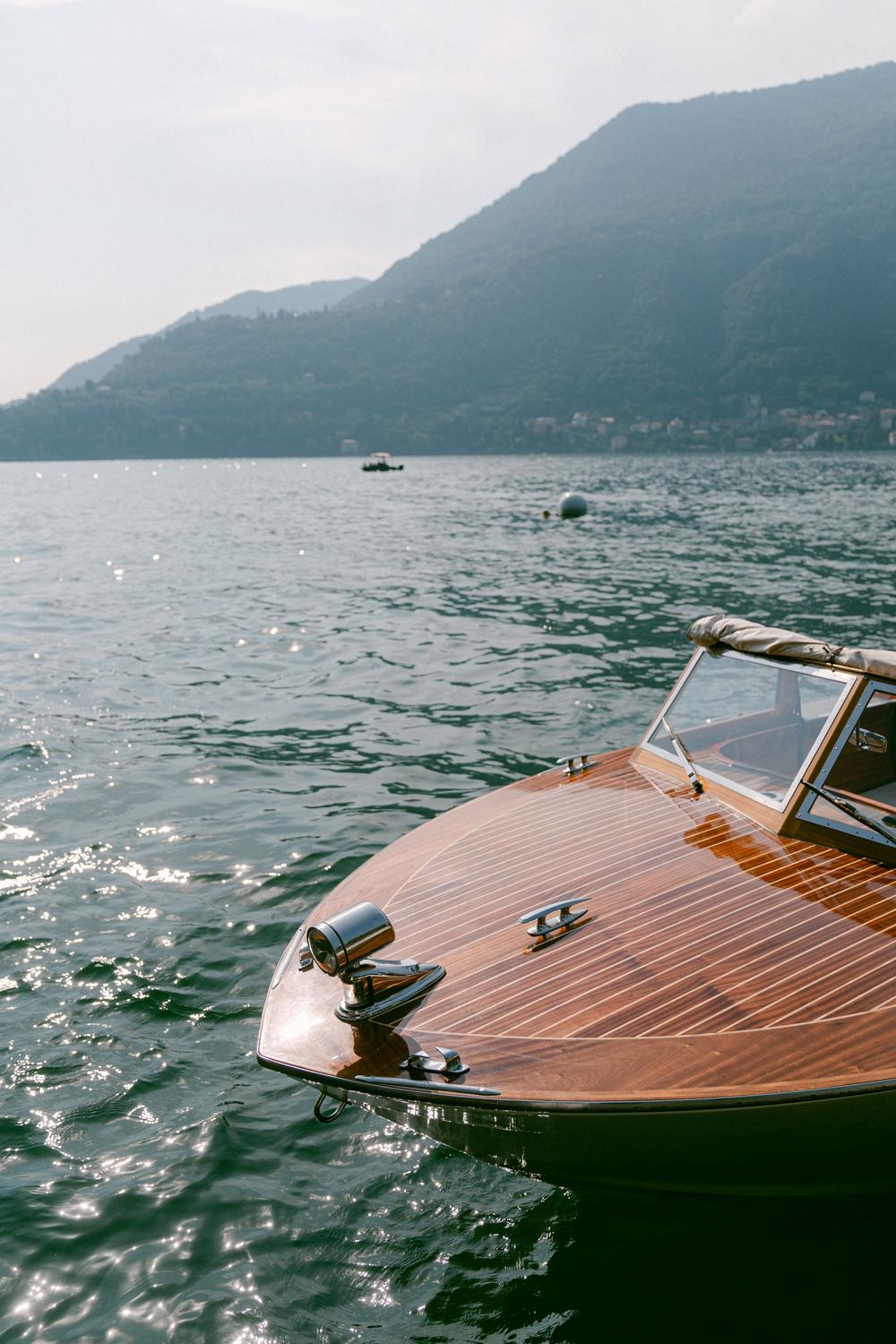 Pregnancy and Family photoshoot on Lake Como