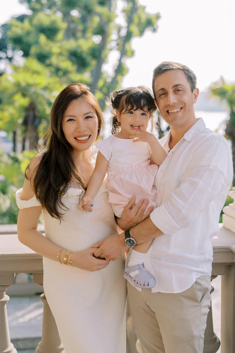 Pregnancy and Family photoshoot on Lake Como