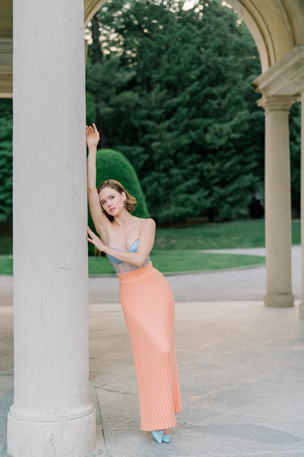 Lake Como portrait session. Mariia