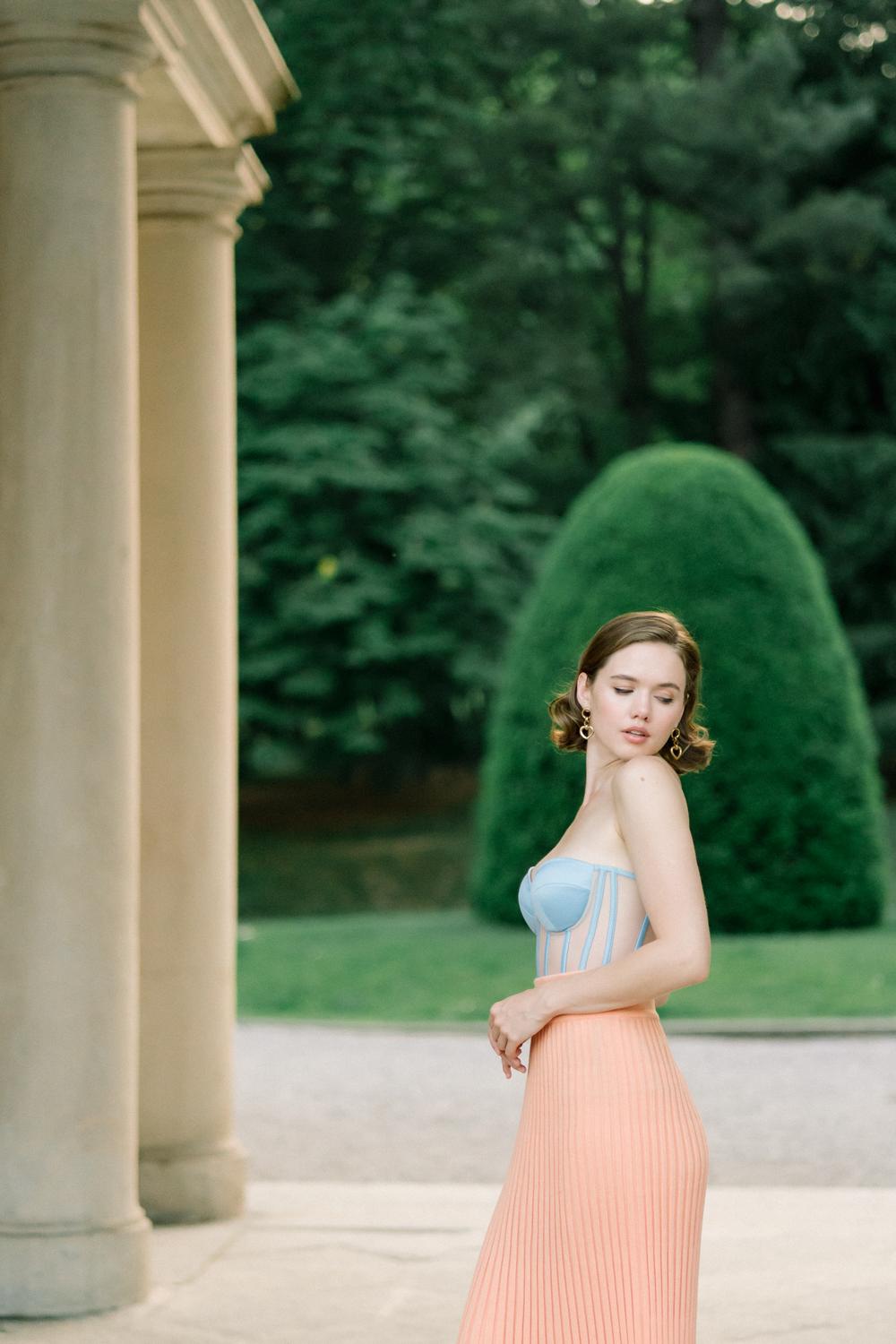 Lake Como portrait session. Mariia