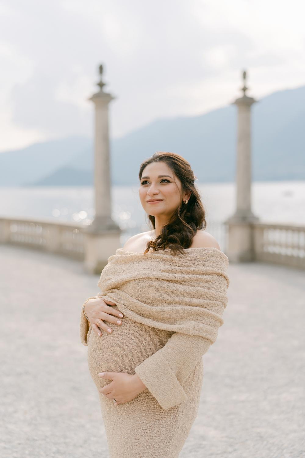 Avani. Bellagio maternity session