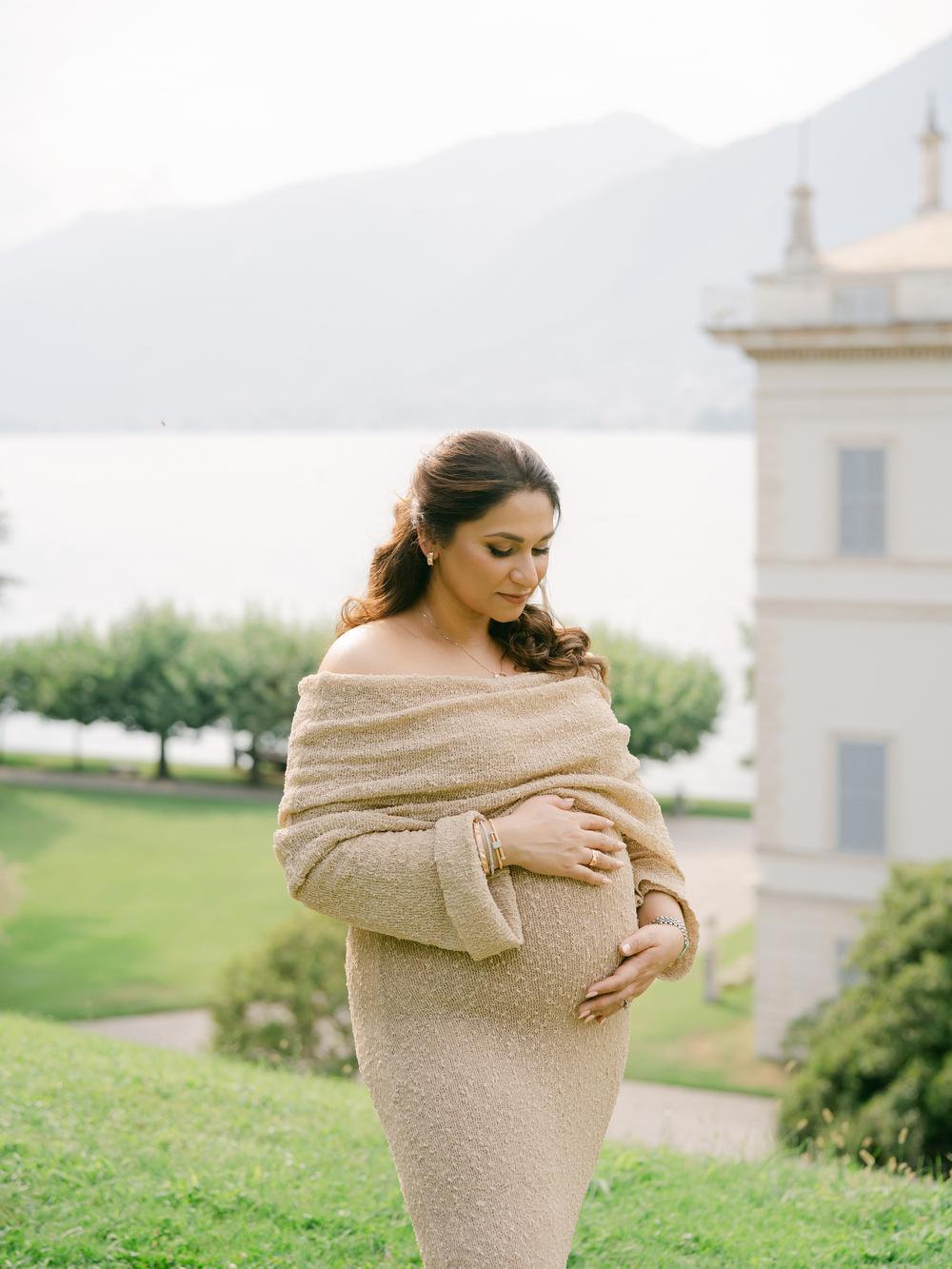 Avani. Bellagio maternity session