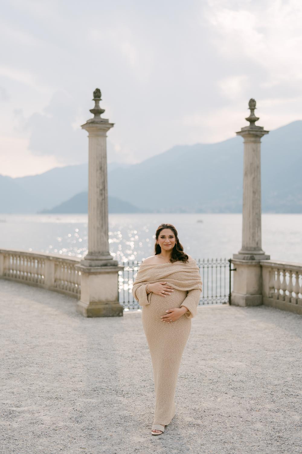 Avani. Bellagio maternity session